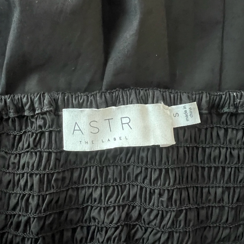 ASTR The Label Puff Sleeve Dress in Black, Size Small - Picture 9 of 11